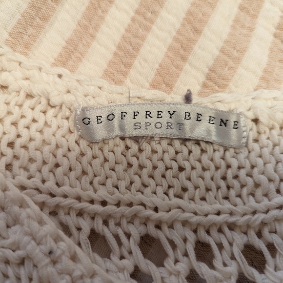 Geoffrey Beene vintage off-white crochet top - Picture 3 of 3